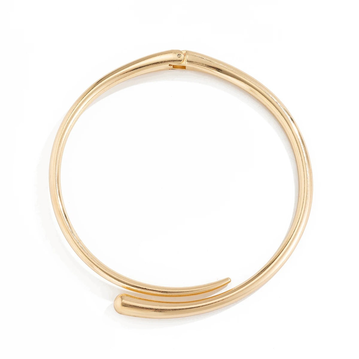 Demonstrating the adjustable fit of the women's gold necklace